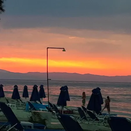 Aggelos בית הארחה