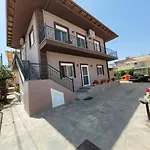 ゲストハウス Aggelos スカラ・ソティロス